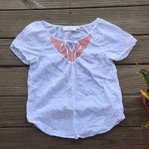 White short sleeved blouse